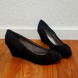 Dexflex 11W Women's Black wedges
